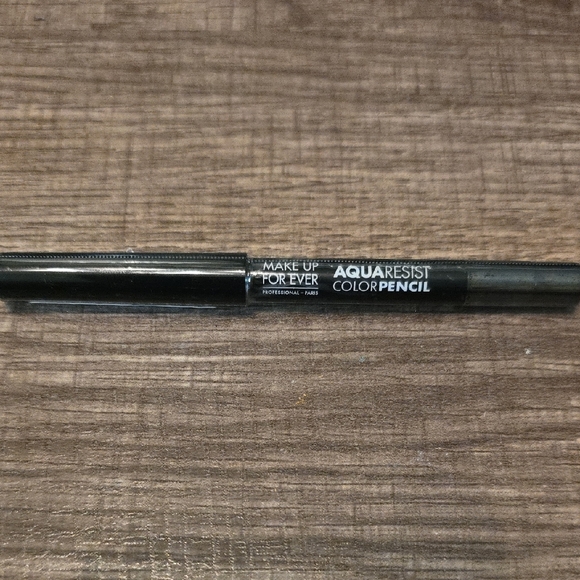 💕3/$20💕 Makeup Forever Aqua Resist Eyeliner - Shade: Graphite - Picture 1 of 1